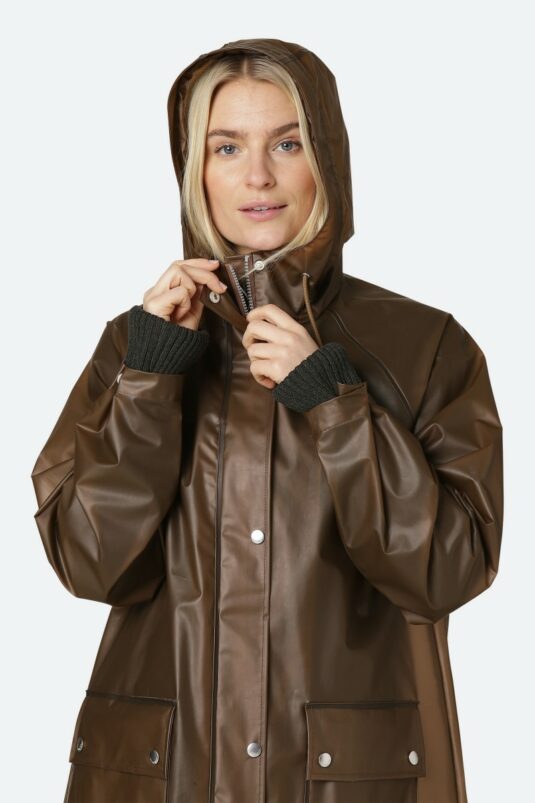 Ilse Jacobsen Rain134L long vinyl waterproof raincoat storm protection raining full length raincoat downpour showers coat otter brown
