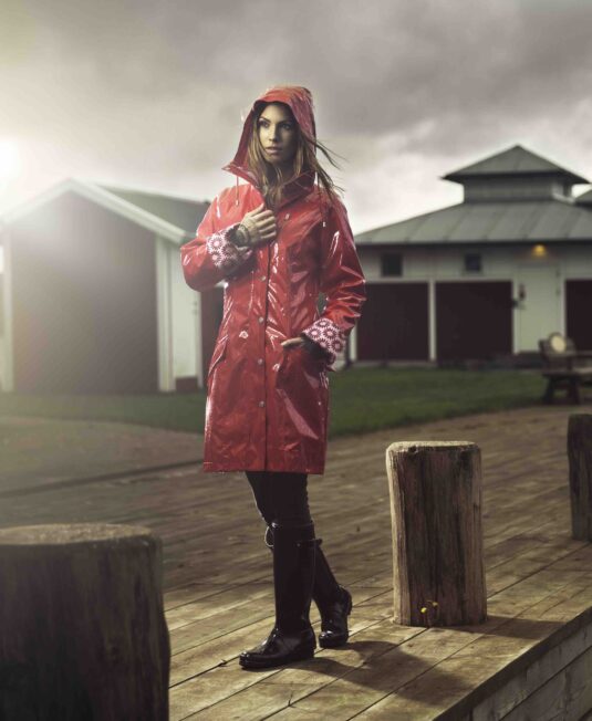 Osregn Shiny Raincoat Waterpeoof Storm style rainwear black red